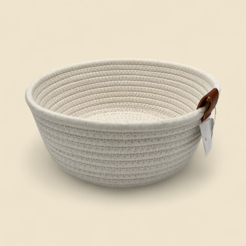 WHITE COTTON ROPE BASKET 10"