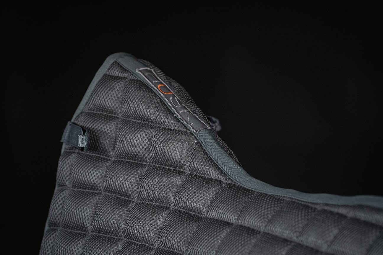 HUSK Air Pro Dressage Horse Saddle Pad