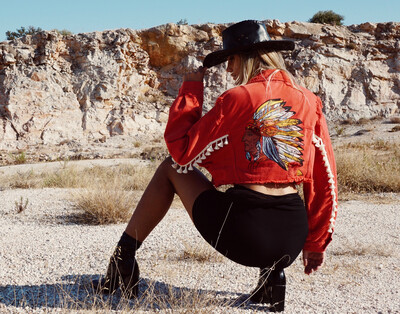 ÍNDIO BOMBER RED