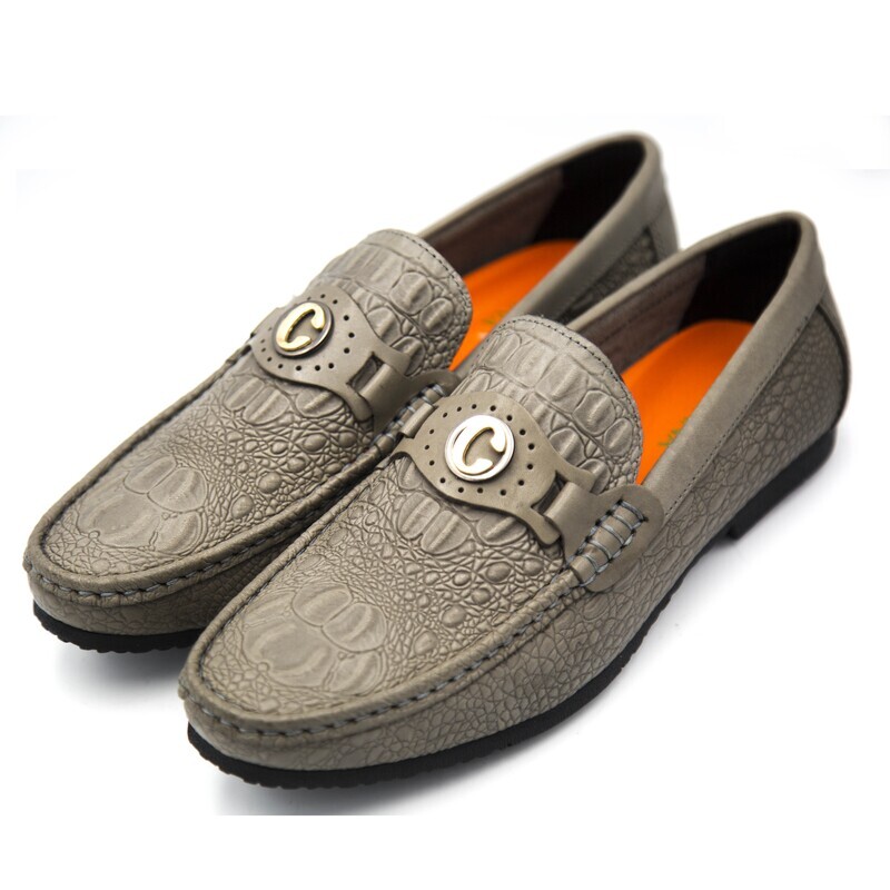2022 soft leather Slip-On men's Loafers shoes