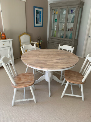 Refurbished French Provincial/Shabby Chic Style Round Dining Table And Four Chairs