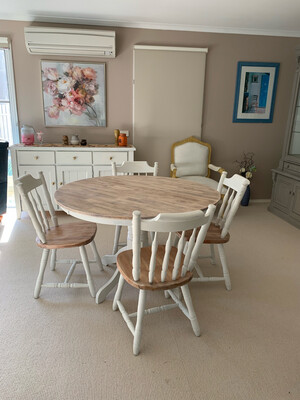 Refurbished French Provincial/Shabby Chic Style Round Dining Table And Four Chairs