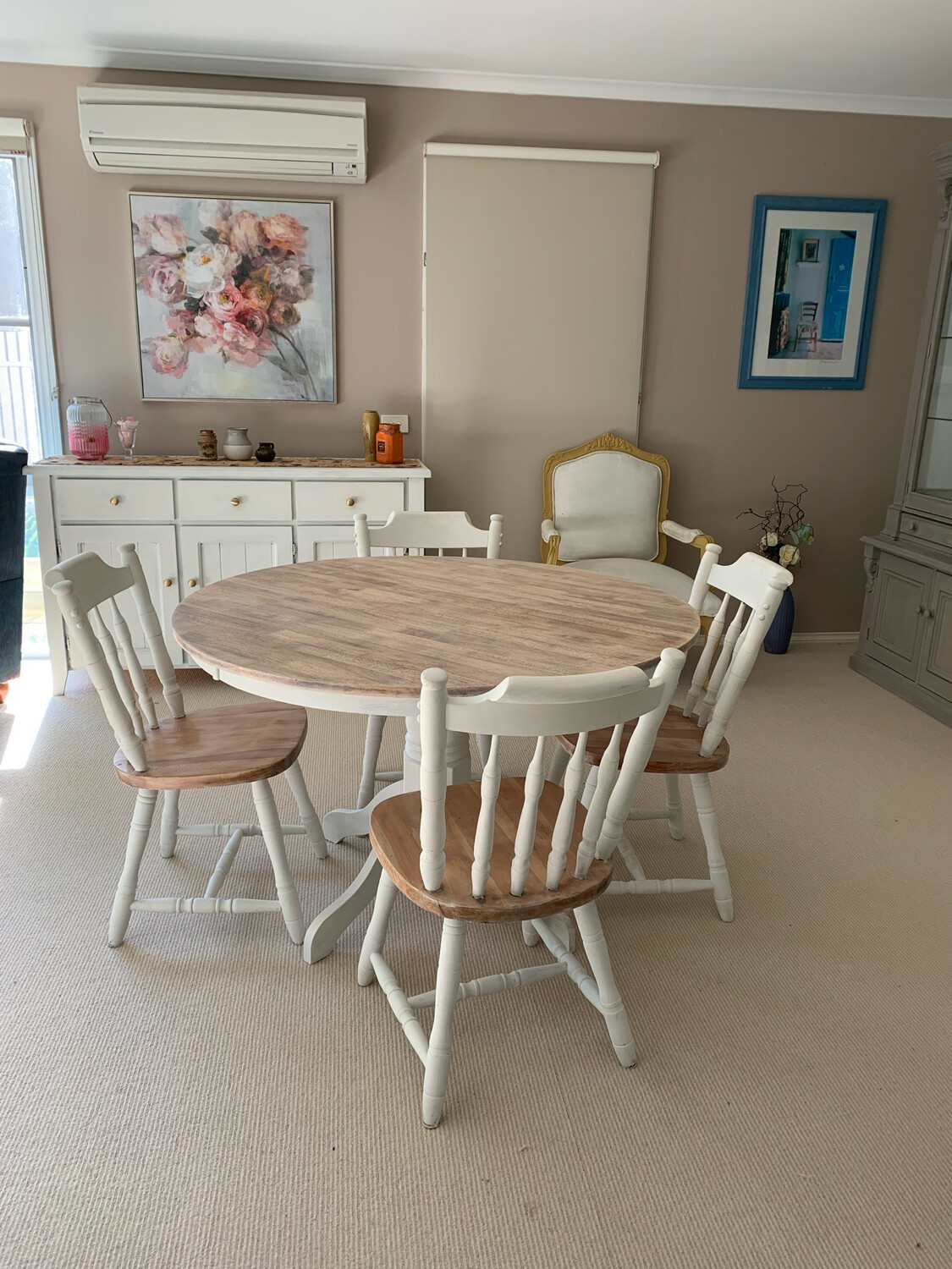Refurbished French Provincial/Shabby Chic Style Round Dining Table And Four Chairs