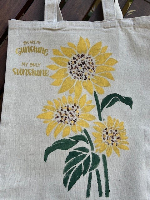 Design &amp; Paint Your Own Tote Bag