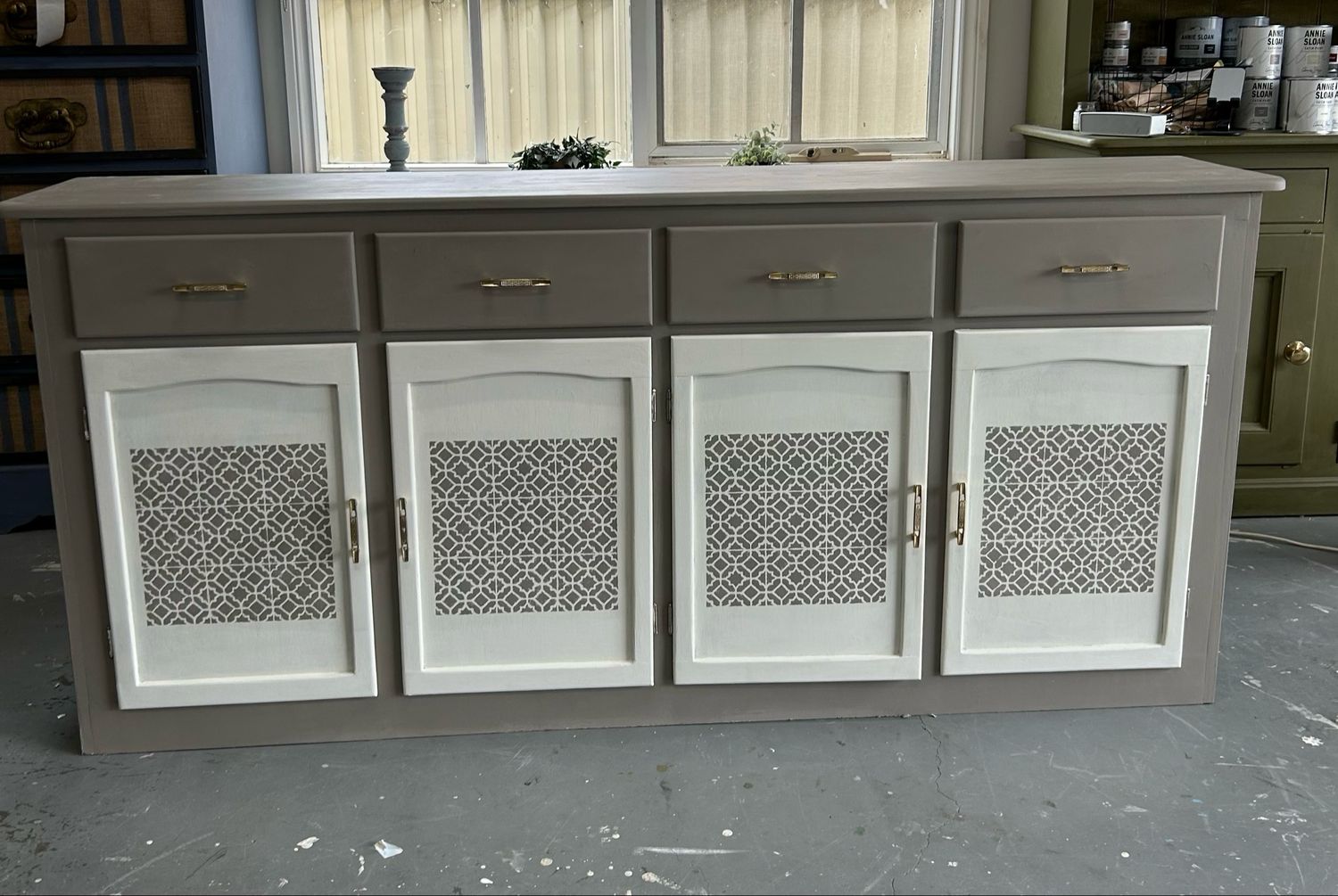 Refurbished 80&#39;s Sideboard