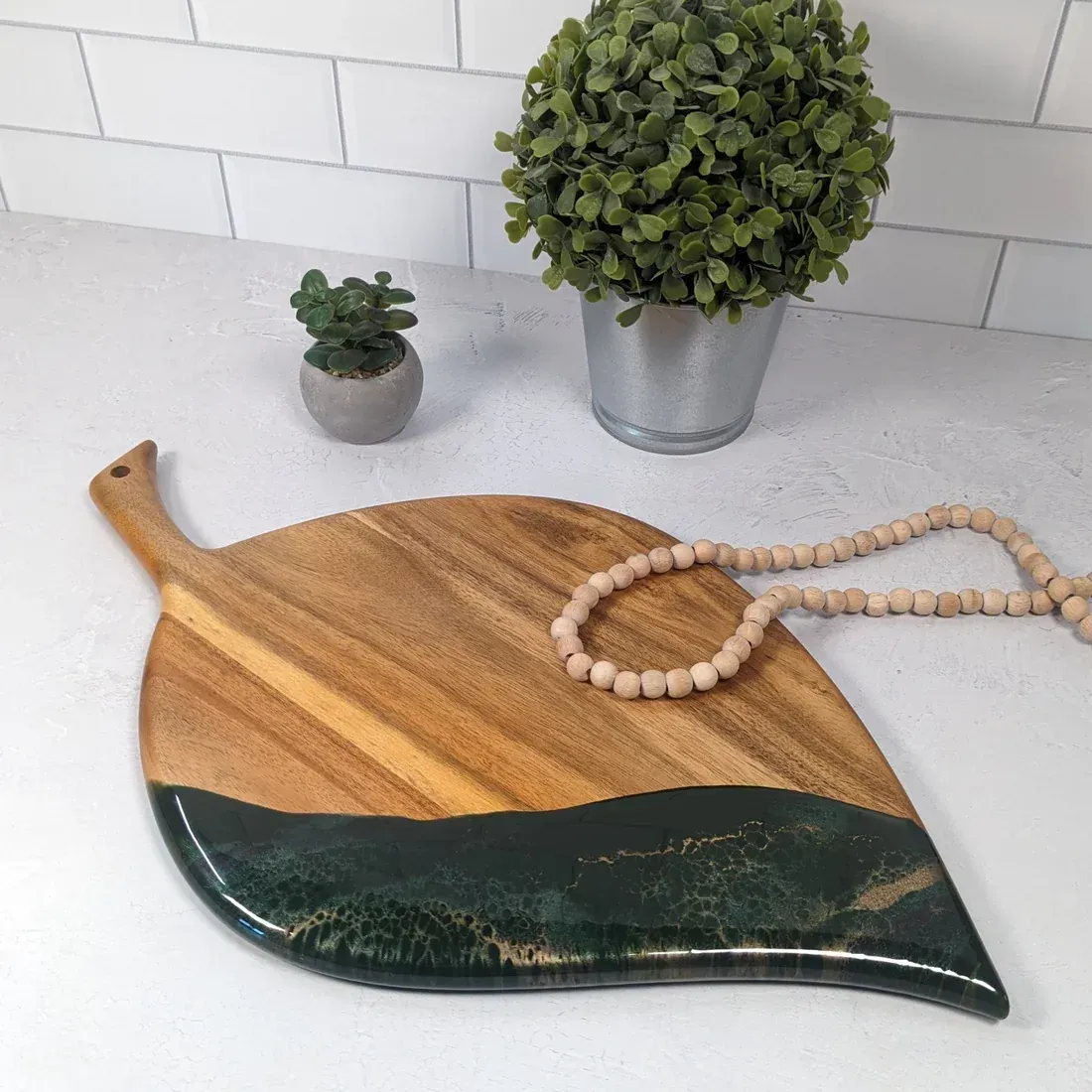 Lynn & Liana Designs Leaf Board, Pattern: Jade