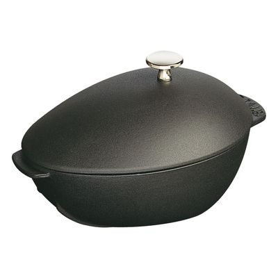 Staub Cast Iron Mussel Pot Black 2 Qt/2 L Staub Cast Iron Mussel Pot Black 2 Qt/2 L
