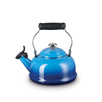 Le Creuset Classic Whistling Kettle Blueberry 1.6 L
