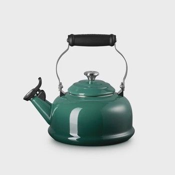 Le Creuset Classic Whistling Kettle Artichault 1.6 L