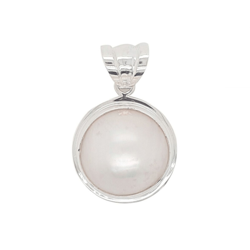 Sterling Silver 16mm Mabe Pearl Pendant