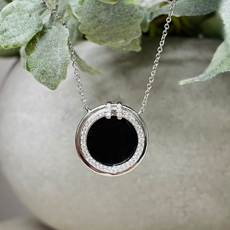 9W Onyx & Diamond Pendant & Chain