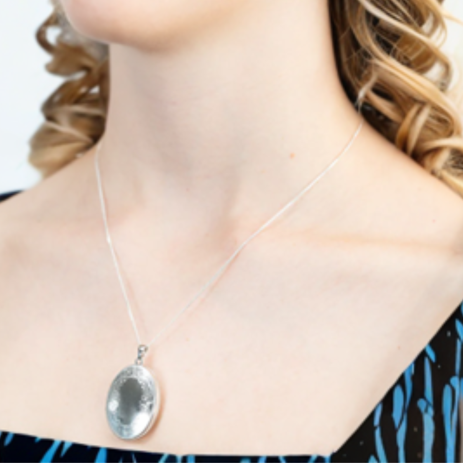 Sterling Silver Oval Engraved Locket