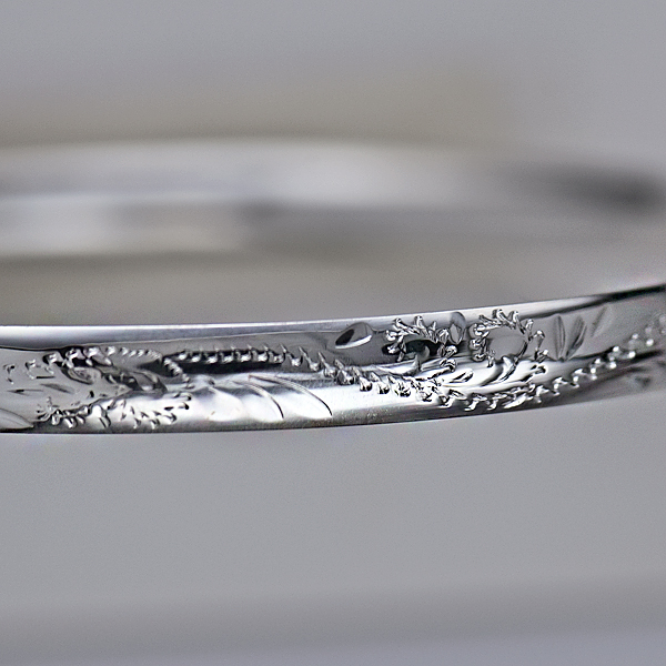 Sterling Silver Solid ROUND Engraved Bangle-7mm