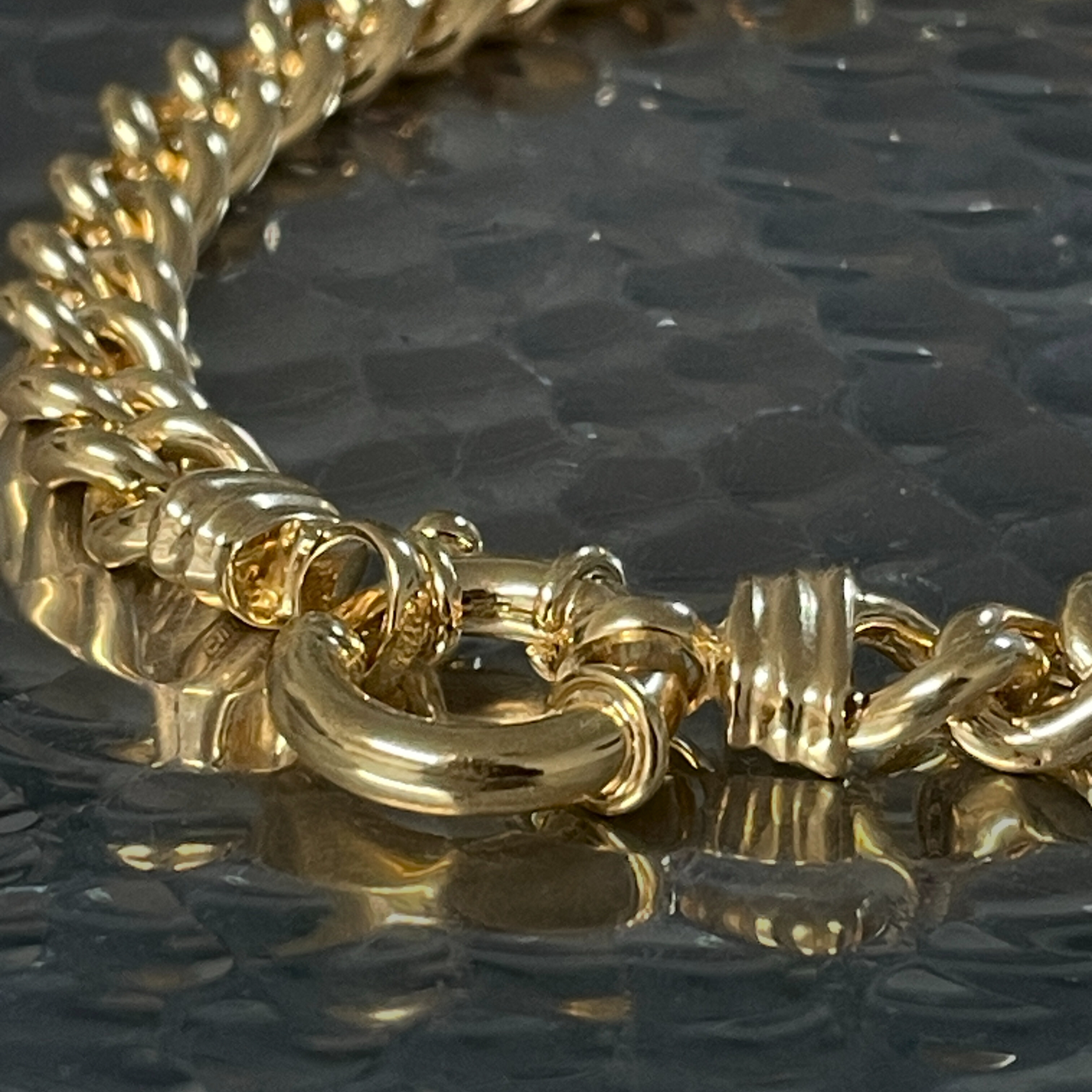 9ct Yellow Gold Filled Curb Bracelet