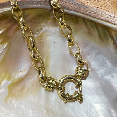 9YG Solid Oval Belcher Bracelet