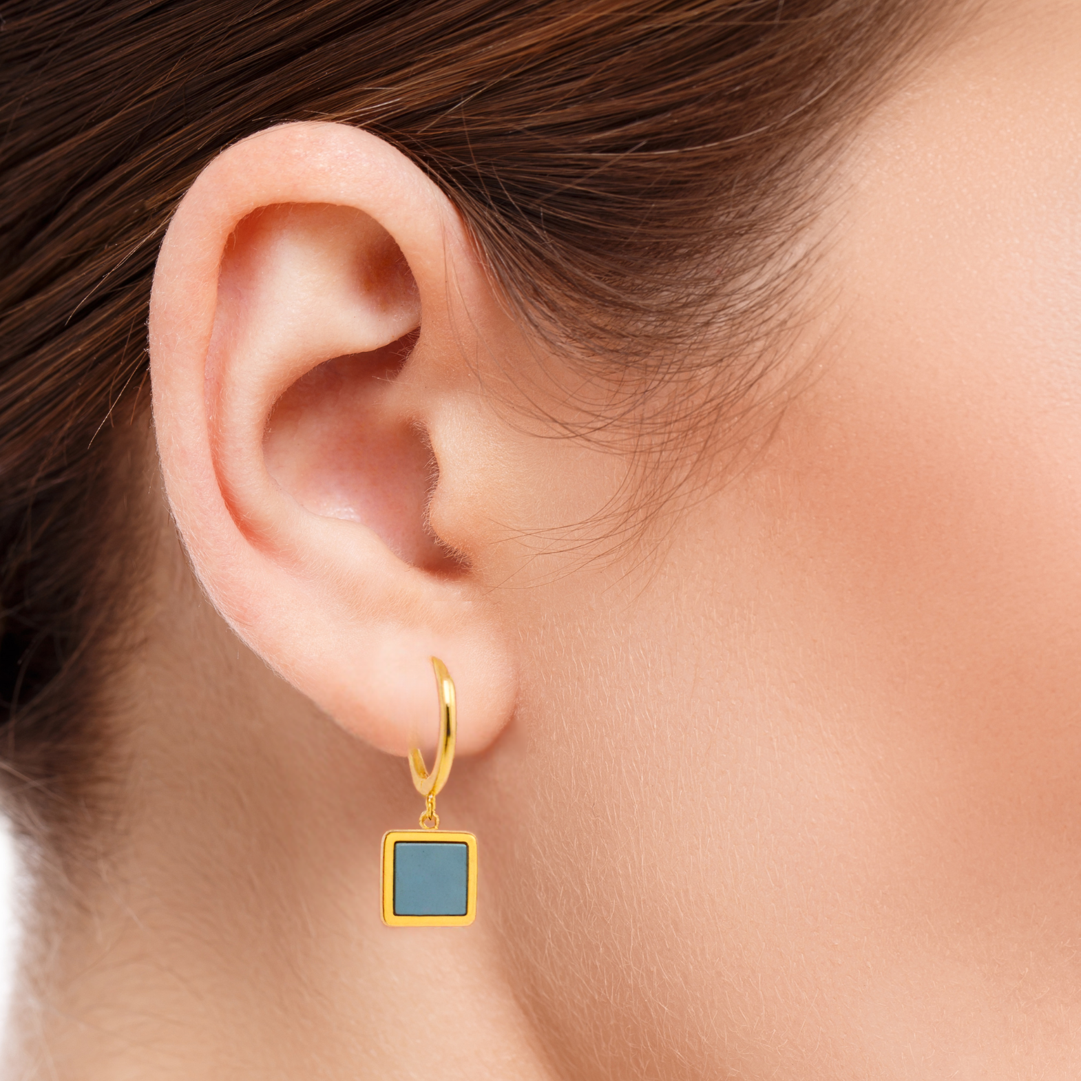 9YG Turquoise Huggie Earrings