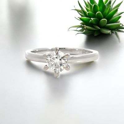 18ct White Gold Solitaire Diamond Engagement Ring (RBC = 0.50ct)