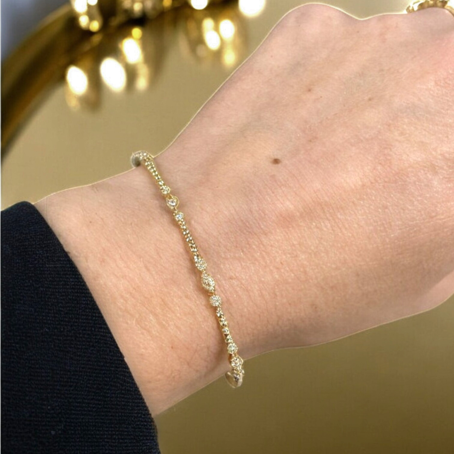 14k Yellow Gold & Diamond Set Flexi  Bracelet.