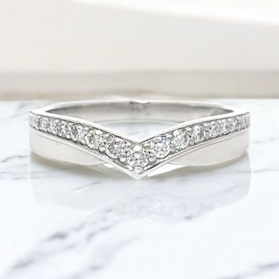 18W V Shape LAB Diamond Ring