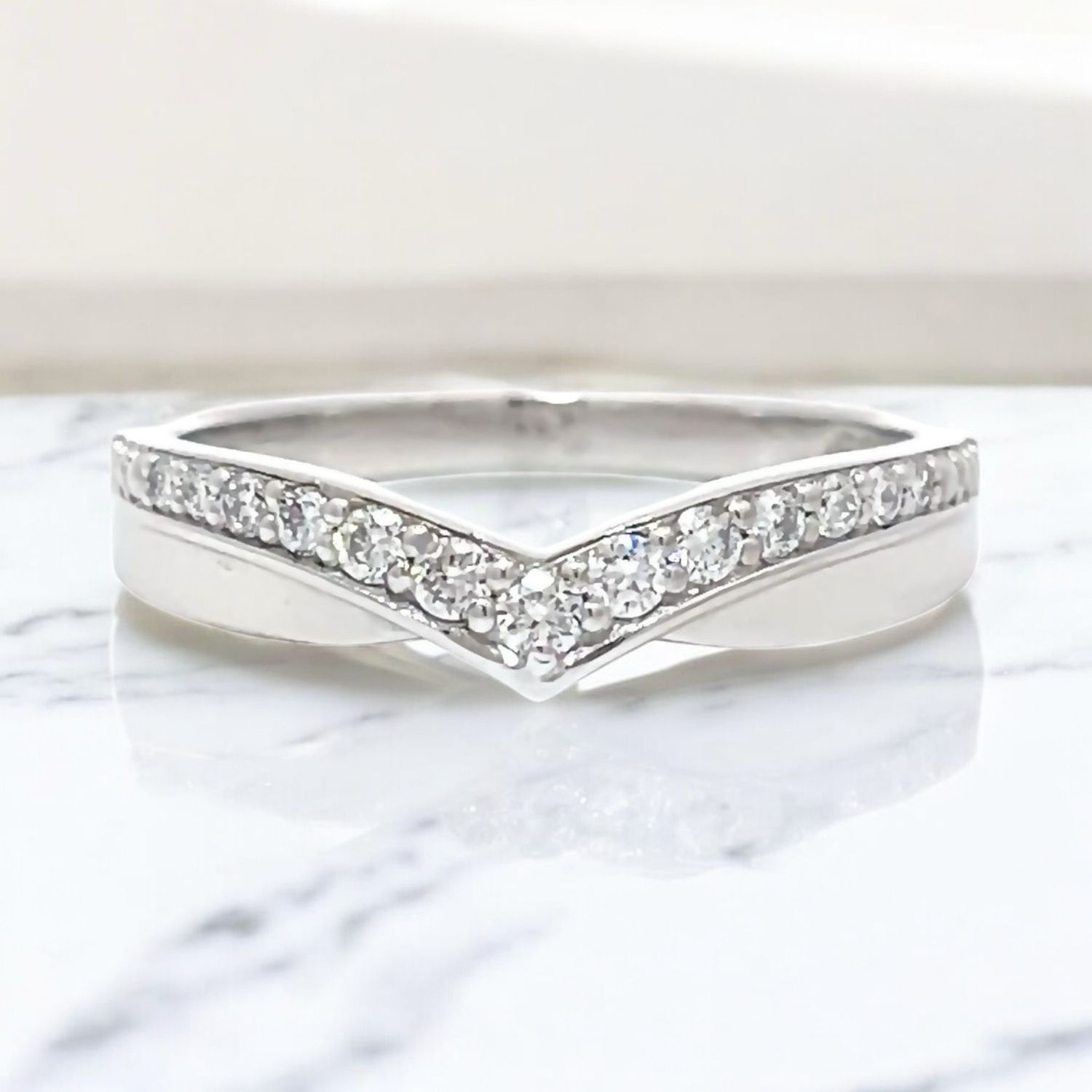 18W V Shape LAB Diamond Ring
