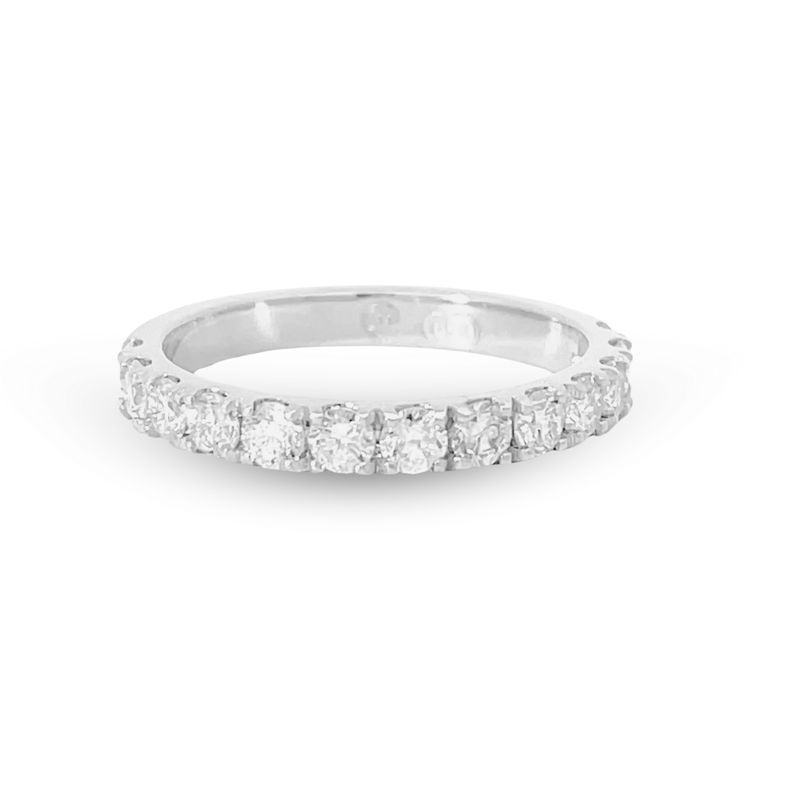 18W Diamond Scallop Claw Set Wedding Ring (15= 0.45ct ) 3pts