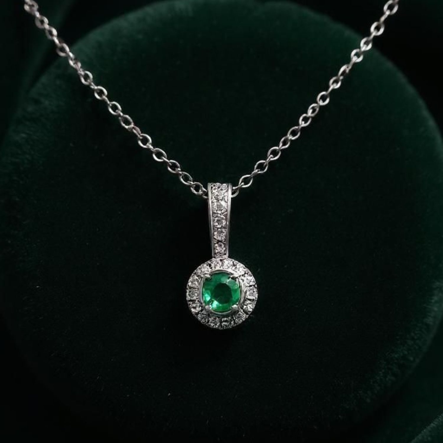 18W Emerald & Diamond Halo Pendant