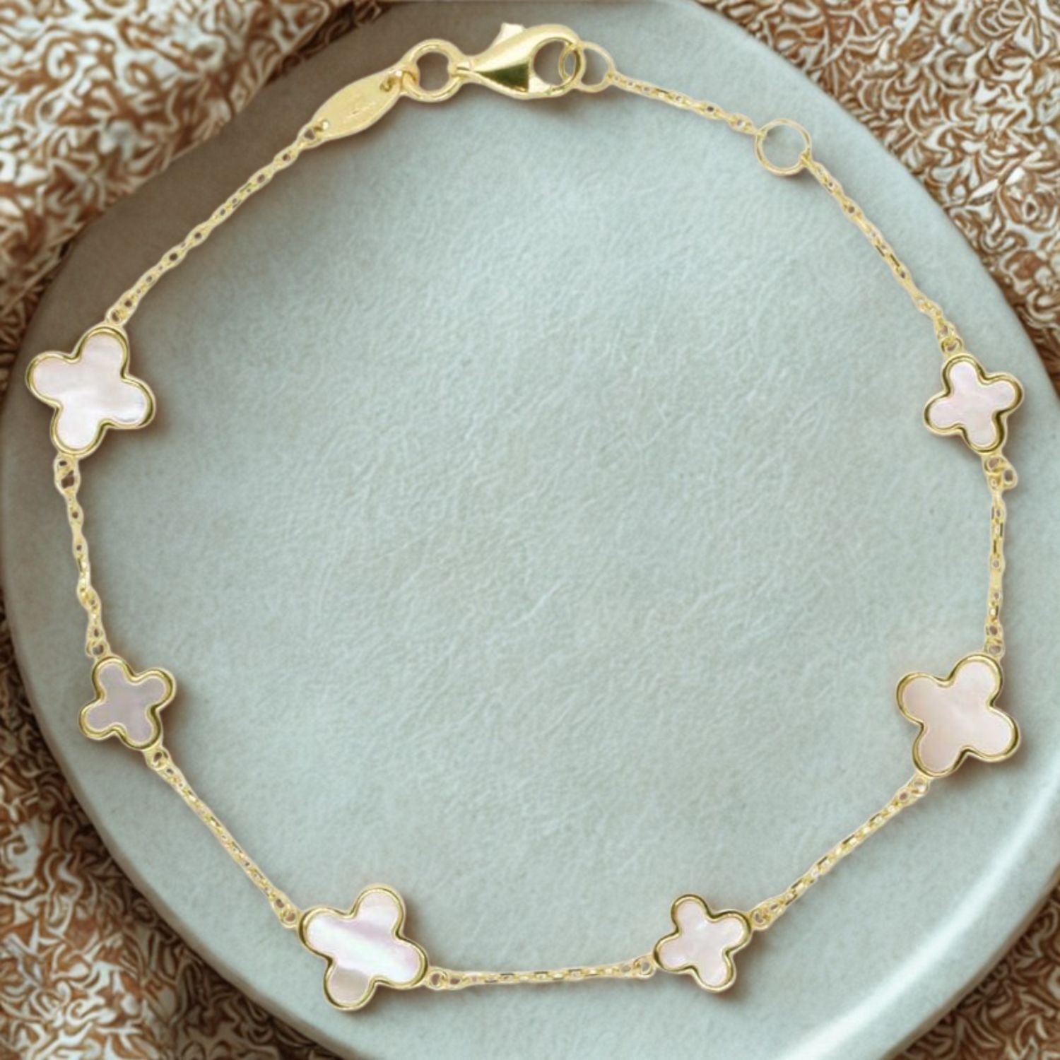 9ct Yellow Gold MOP Bracelet