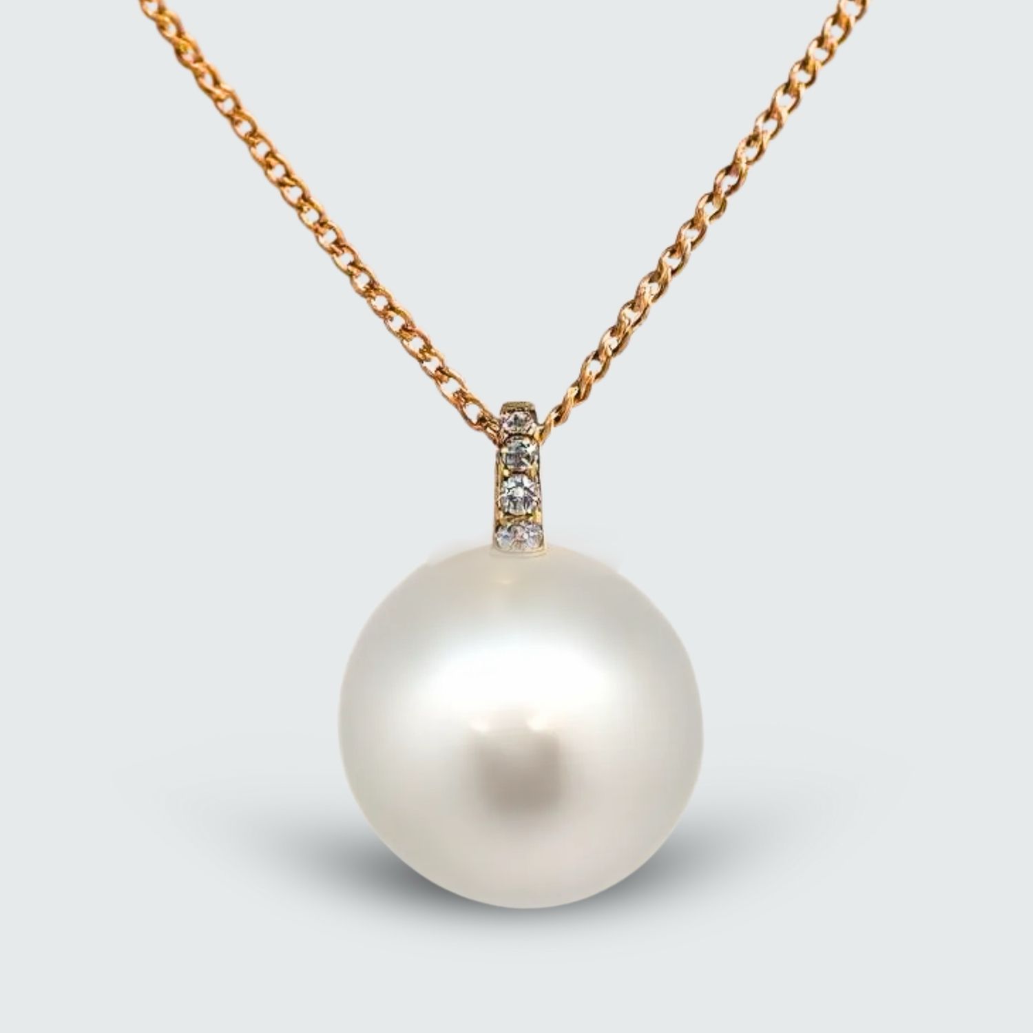 18Y South Sea Pearl & Diamond Pendant