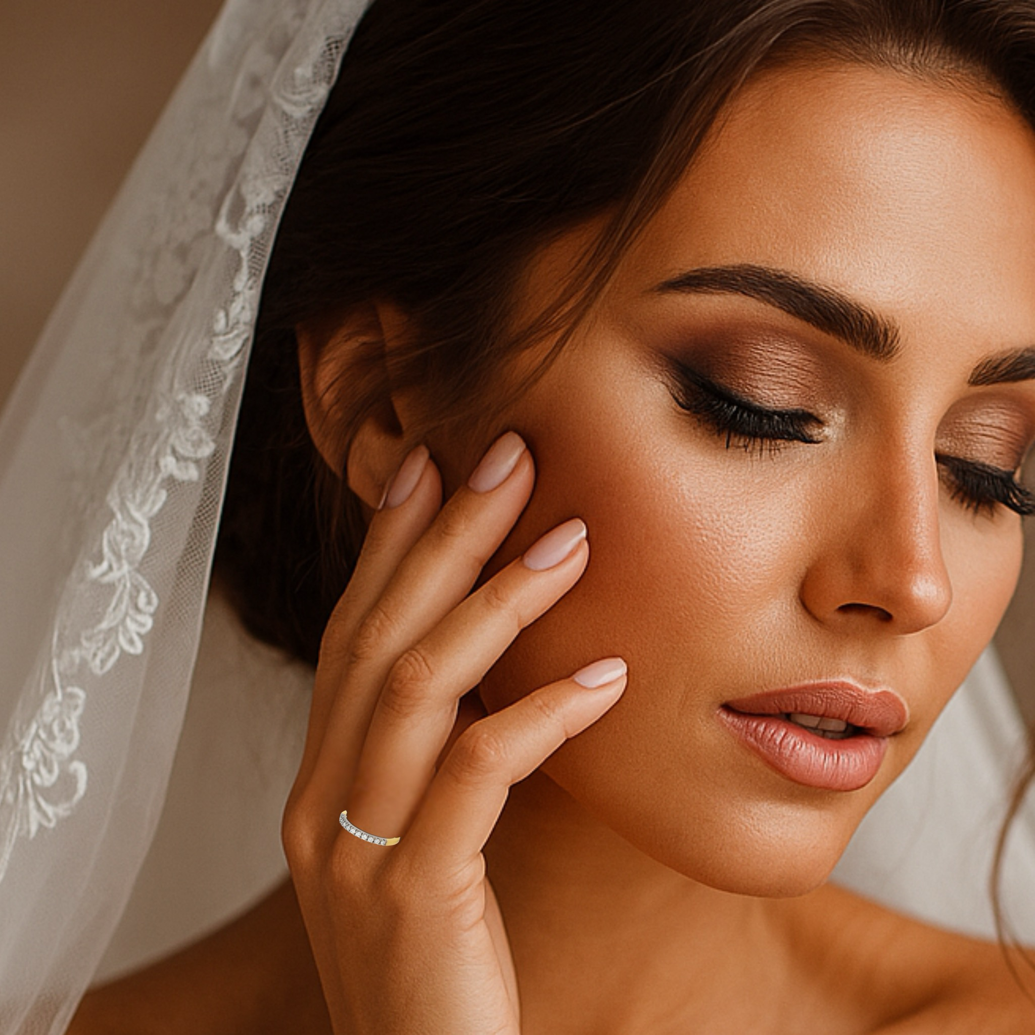 18ct 2-tone Scallop Claw Set Diamond Ring (0.26ct/2pts)