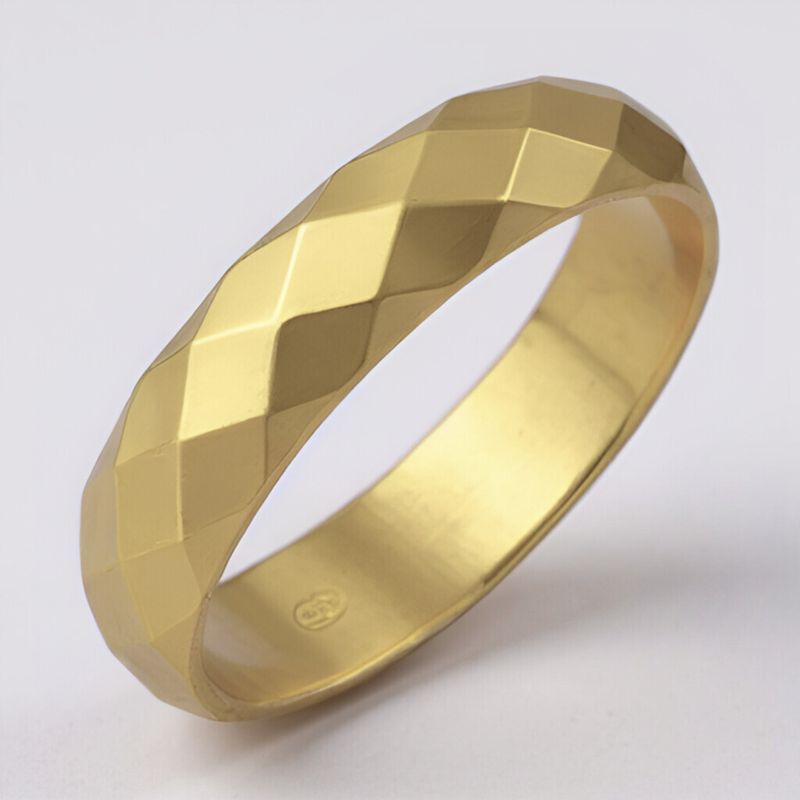 9ct Gold Faceted Ring
