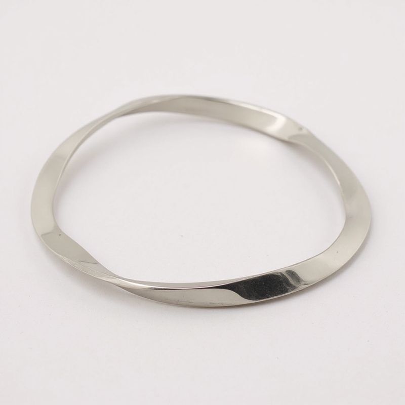 Sterling Silver Solid Ribbon Bangle