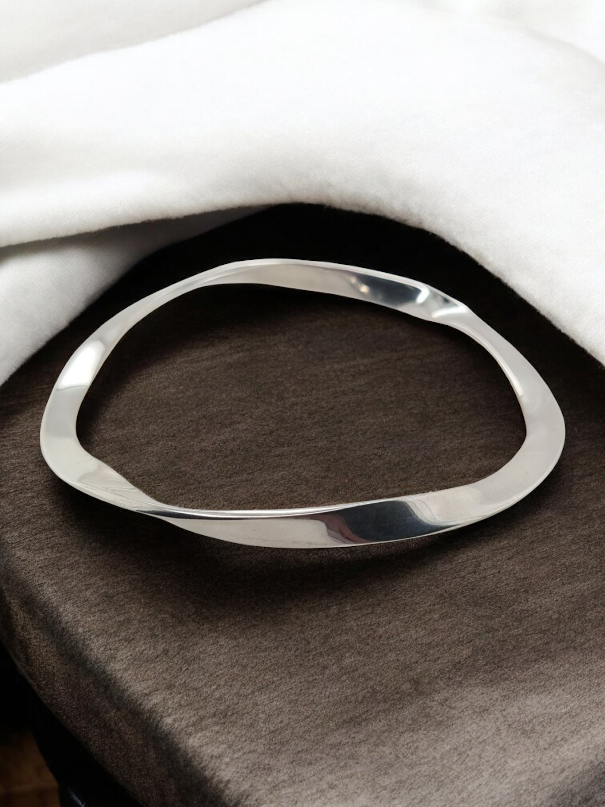Sterling Silver Solid Ribbon Bangle