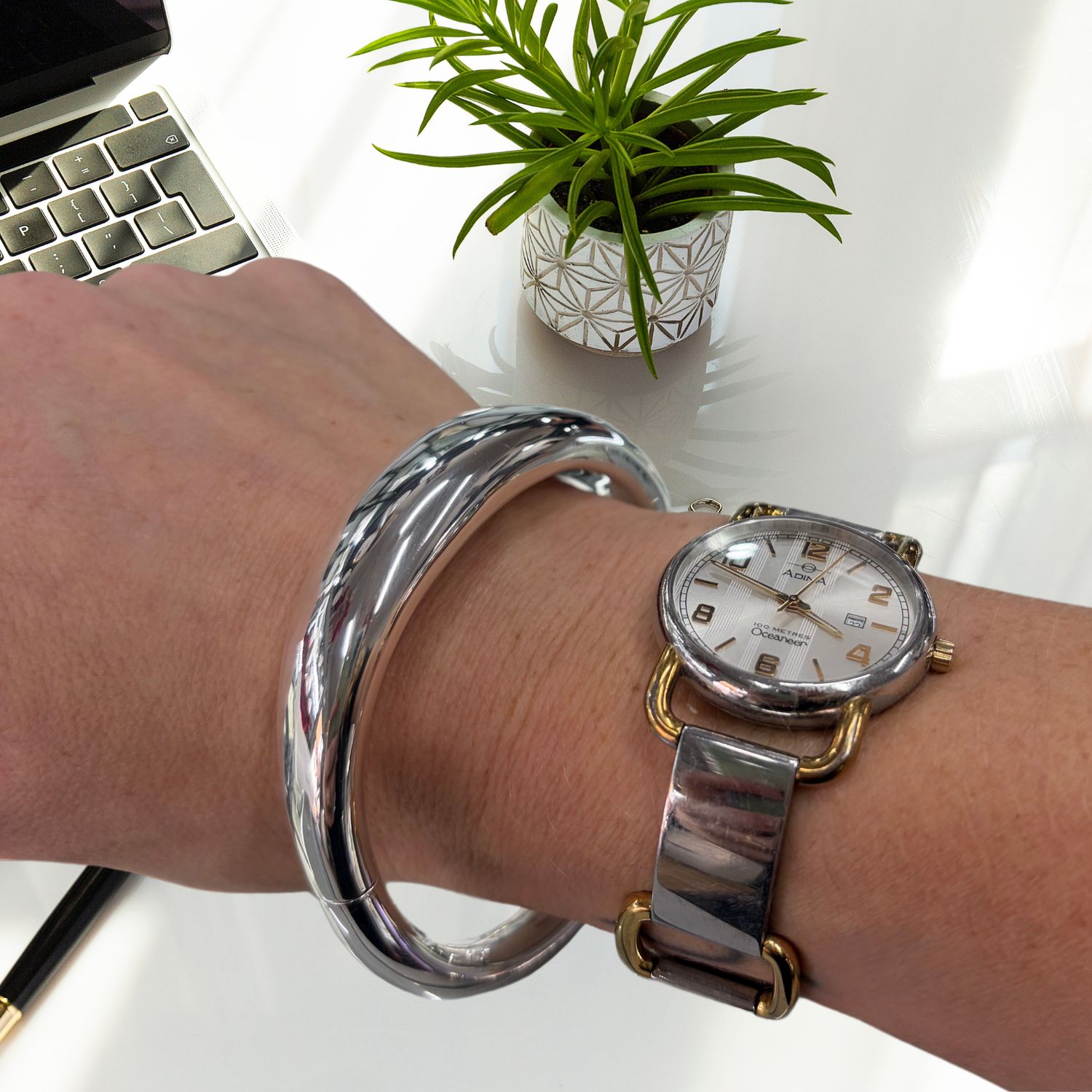 Sterling Silver Dome Tapered Hinged Bangle