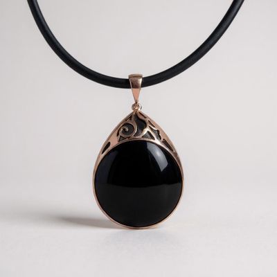 9ct Rose Gold Onyx Tear Drop Pendant