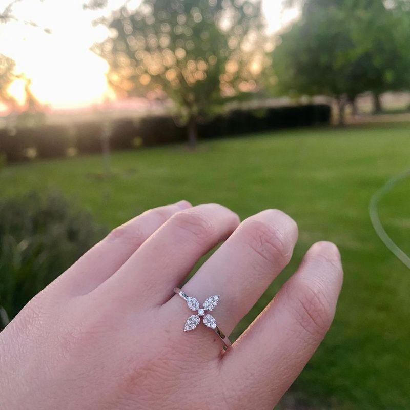9ct White Gold Flower Petal Diamond Ring