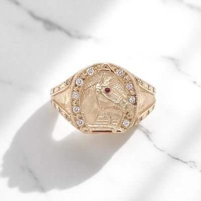 9Y Horseshoe & Head Ring Diamond & Ruby Set 9Y Horseshoe & Head Ring Diamond & Ruby Set