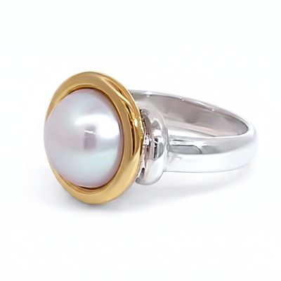Sterling Silver & 9ct Yellow Gold Sterling Silver & 9ct Yellow Gold "Whitney" Mabe Pearl Ring