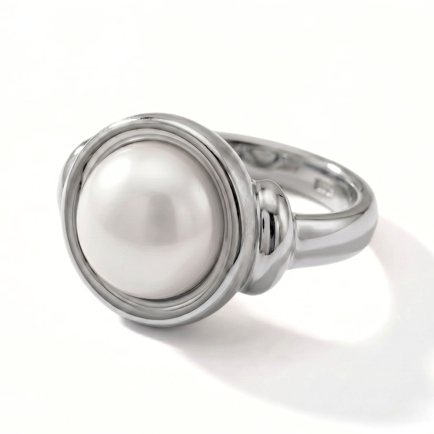 Sterling Silver  Mabe Pearl Ring