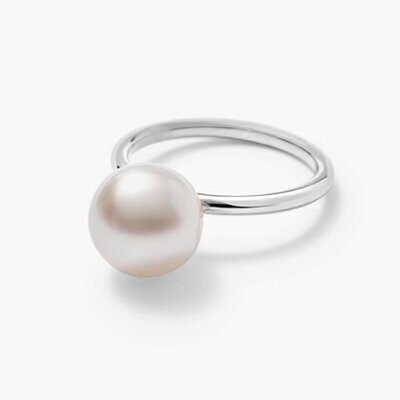 18ct White Gold 18ct White Gold "AUTORE" South Sea Pearl Ring