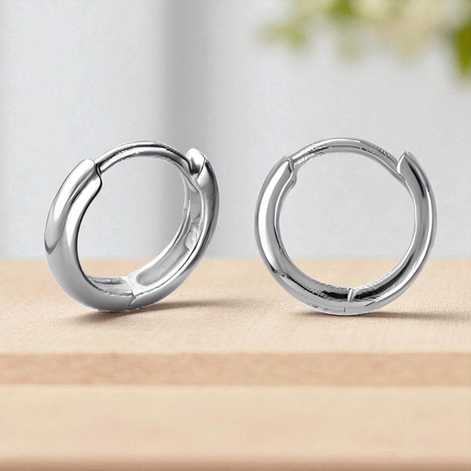 Sterling Silver 3mm Huggie Earrings Sterling Silver 3mm Huggie Earrings