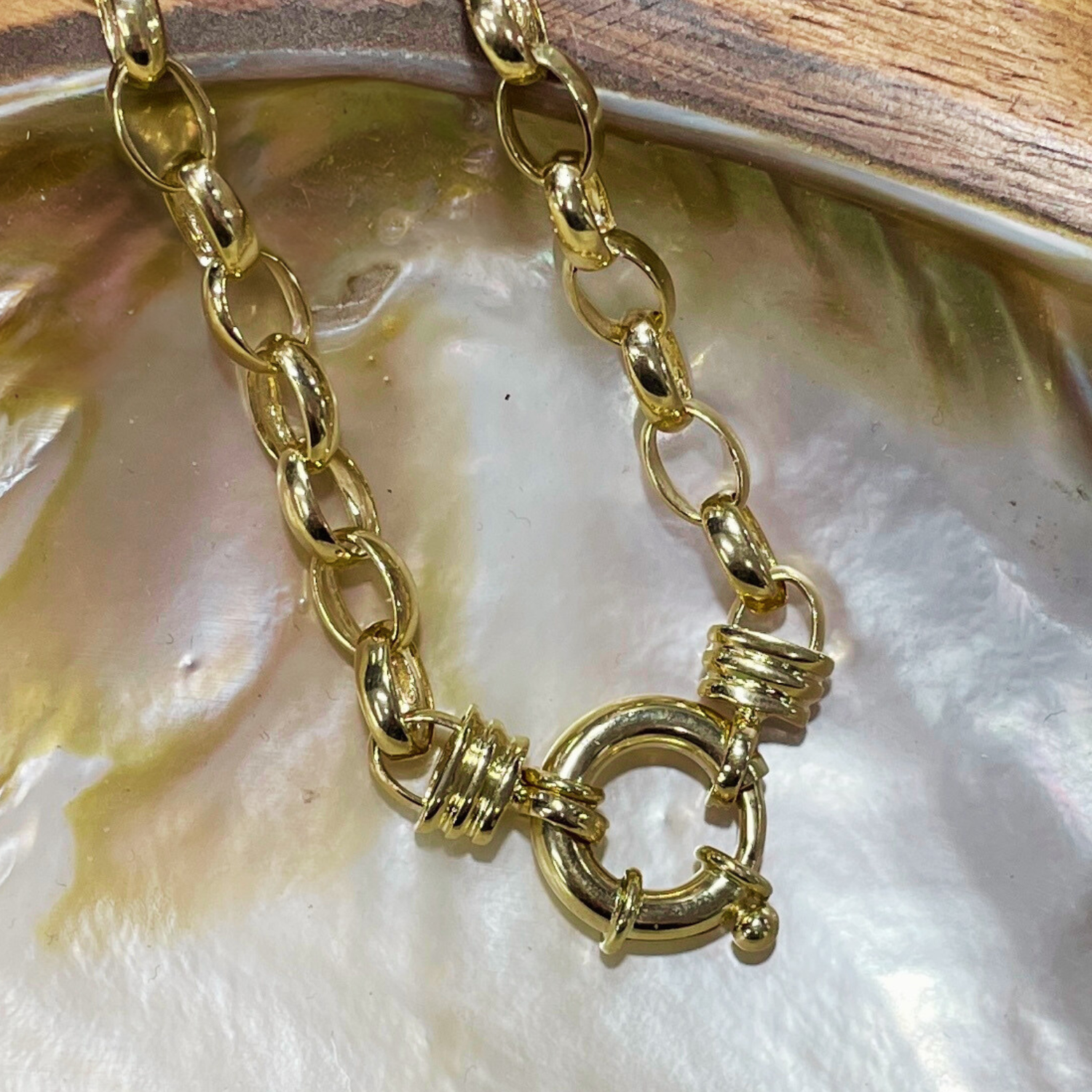 9YG Solid Oval Belcher Bracelet