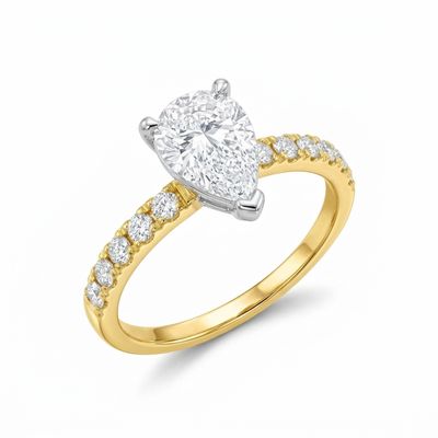 18ct Gold LAB Pear Cut Diamond Ring (0.73ct) 18ct Gold LAB Pear Cut Diamond Ring (0.73ct)