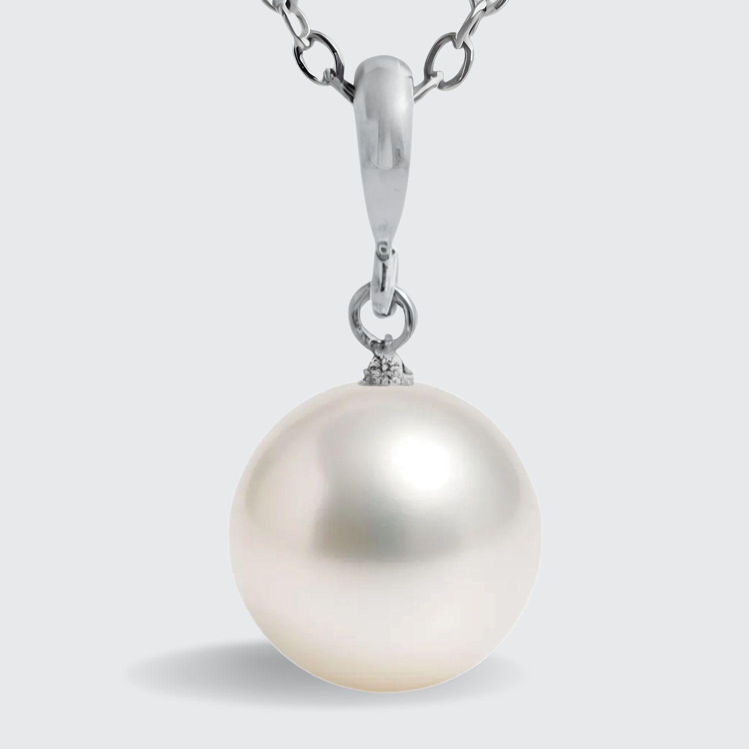 9W FW Pearl & Diamond Pendant 9W FW Pearl & Diamond Pendant
