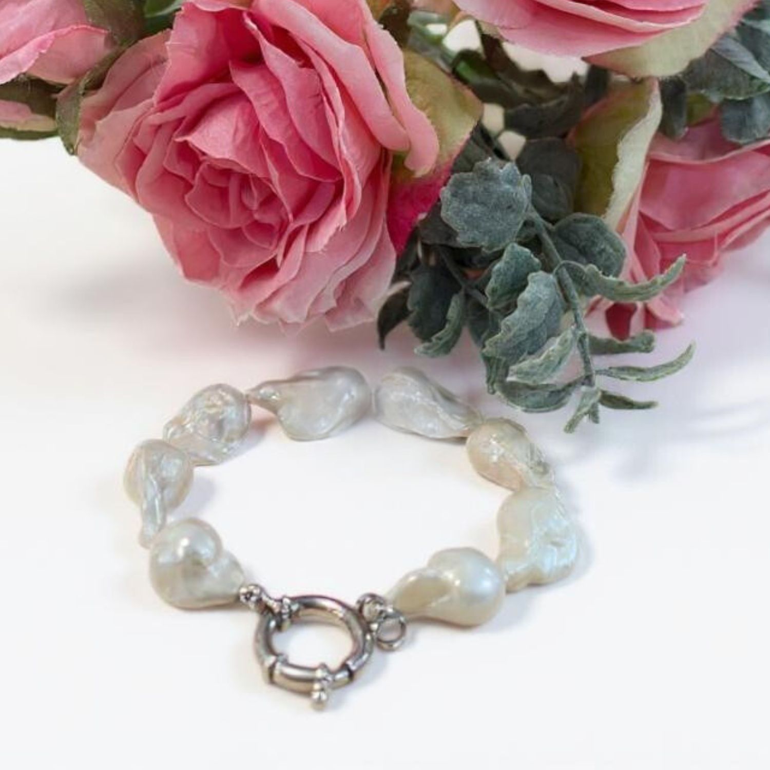 White Baroque Pearl Bracelet 12-25mm