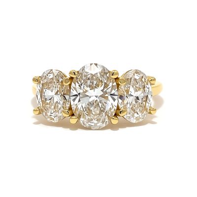 18ct Oval LAB Trilogy Ring TDW Est 3.00cts 18ct Oval LAB Trilogy Ring TDW Est 3.00cts