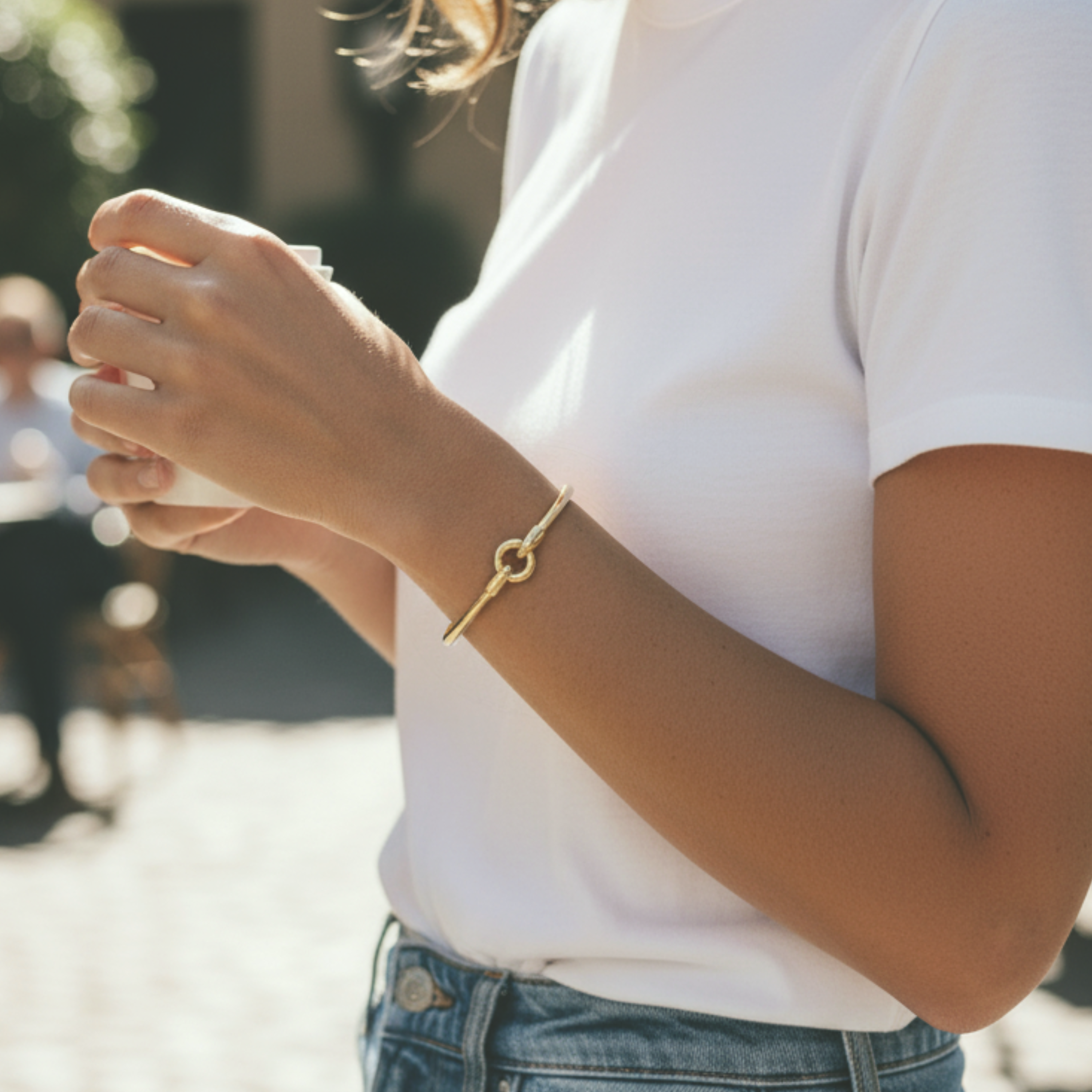 9ct Yellow Gold & Filled Open Circle Bangle