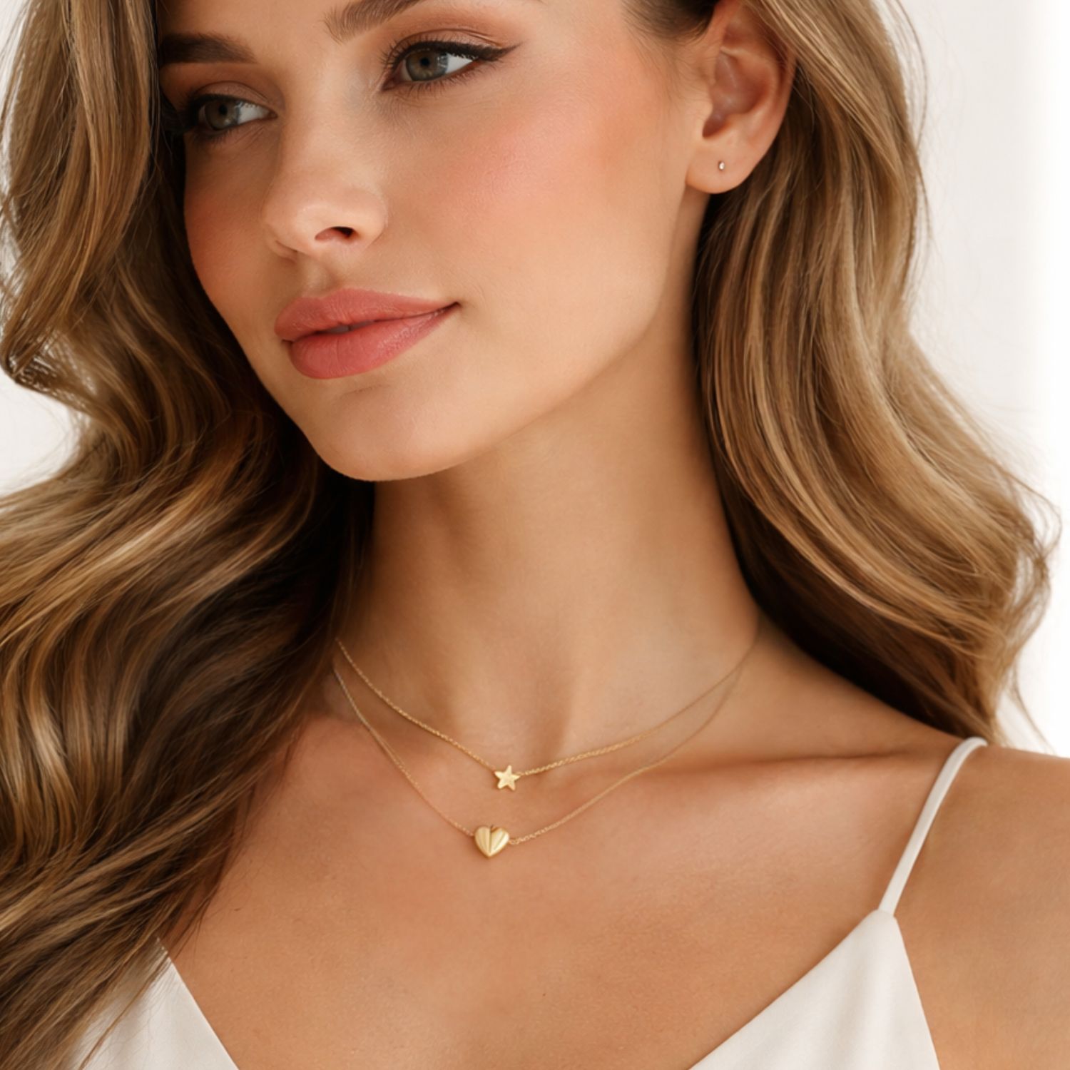 14k Gold/925 Sterling Silver Mini Star Necklace. 14k Gold/925 Sterling Silver Mini Star Necklace.