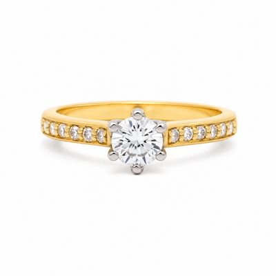18ct Yellow Gold Round LAB Diamond Engagement Ring 18ct Yellow Gold Round LAB Diamond Engagement Ring