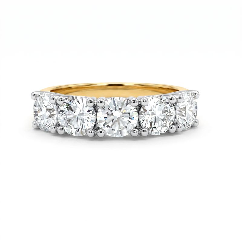 18ct 2.50ct Two Tone Round Diamond Ring.