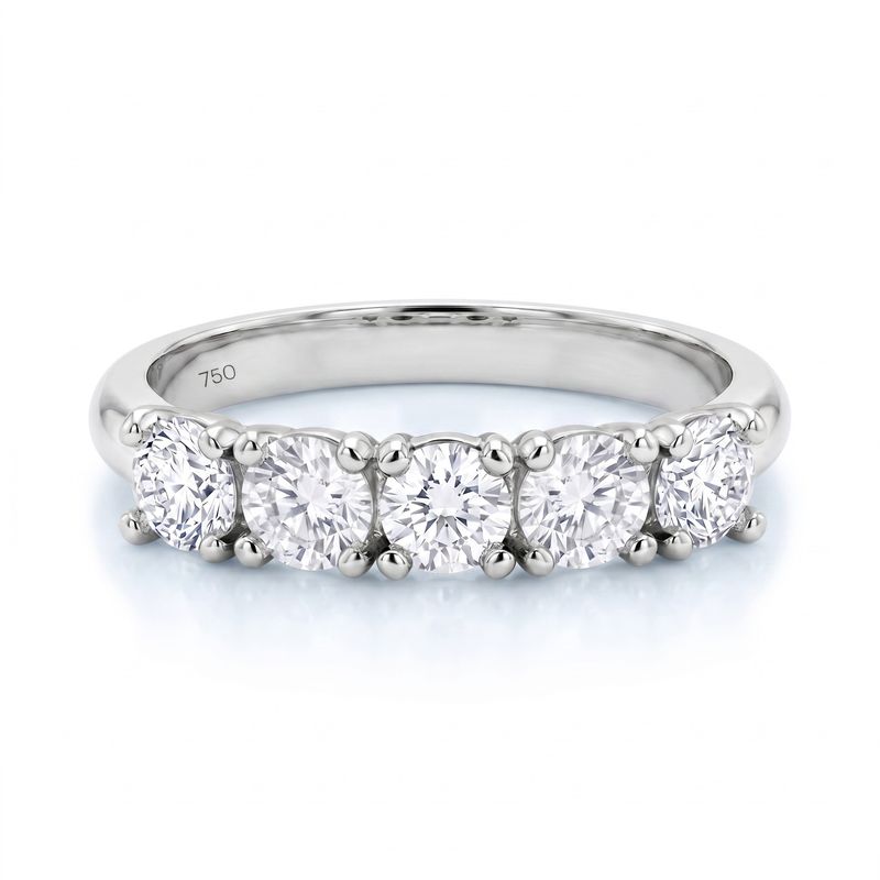 18ct Five Round Diamond Anniversary Ring